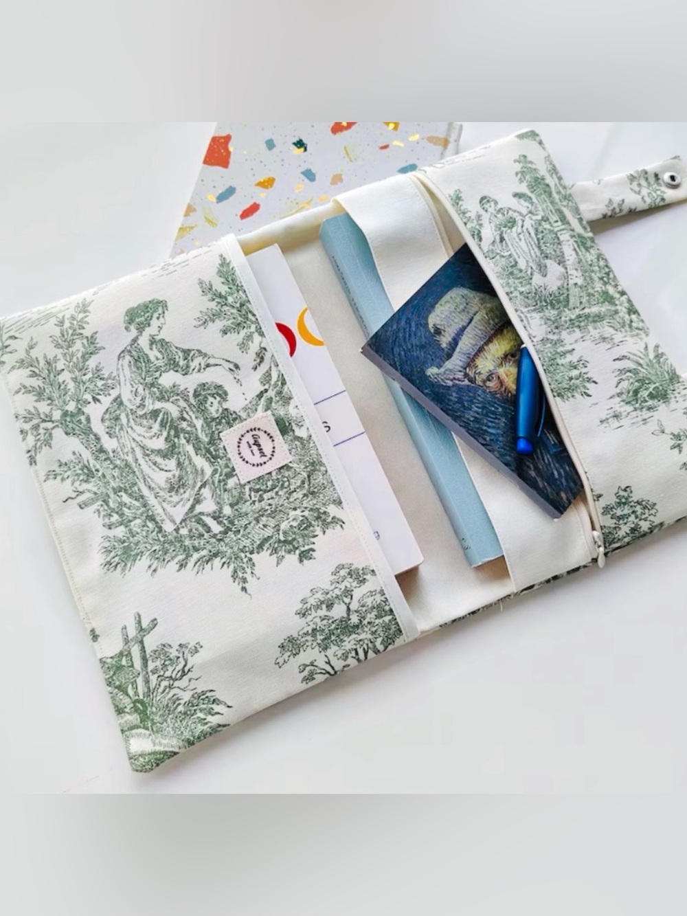 NWOT Custom Toile Print Linen Book, IPad, Notebook Organizer Multi Pockets | O/S